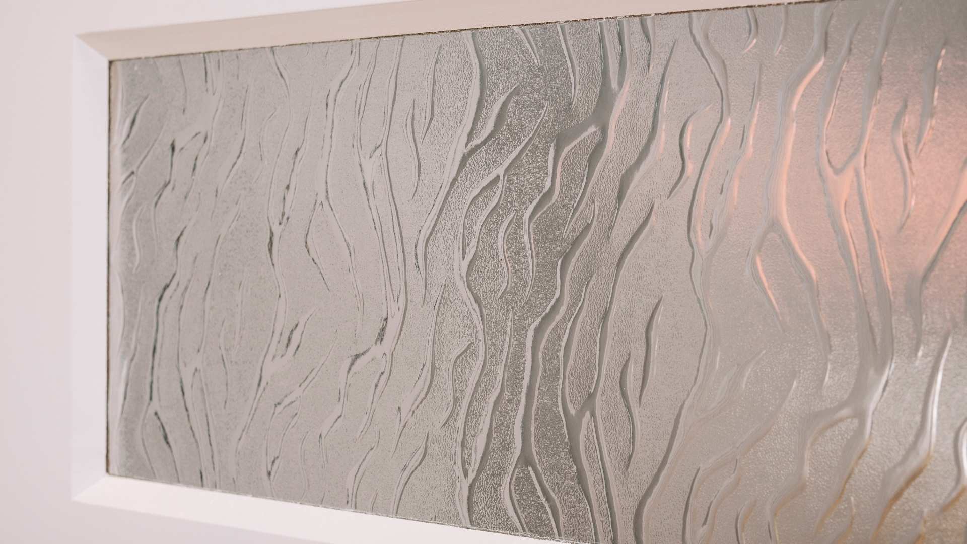 Internal door glaze with tree branch pattern.