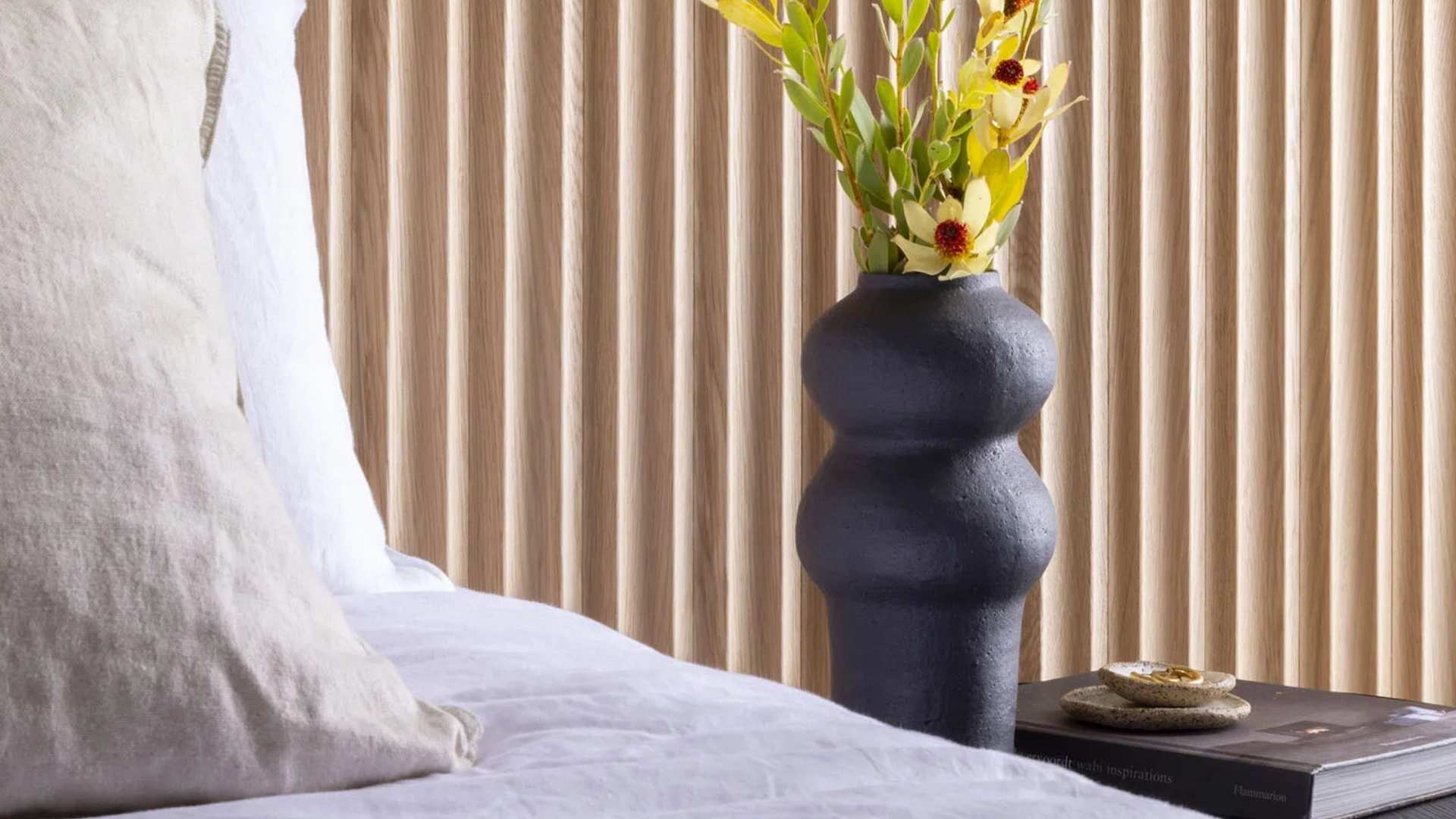Close up shot of Porta Contours Engineered American Oak Curved Wall Bead Cirque.